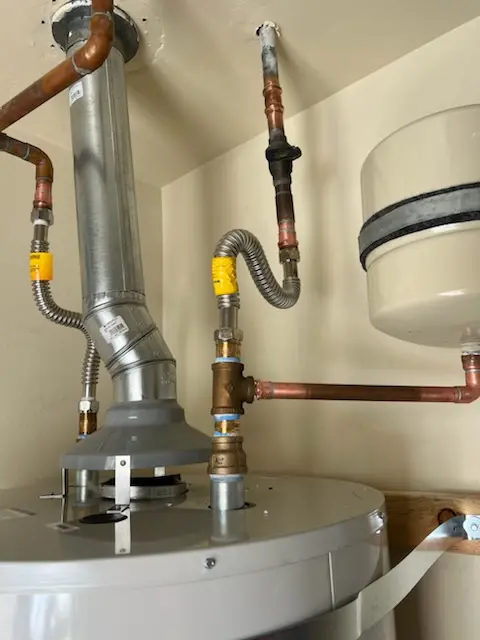 Water heater installation and plumbing repair in Sherwood West